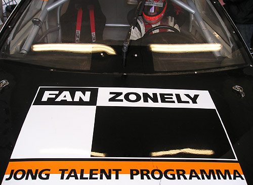 Fanzonely Jong Talent Roy Panman